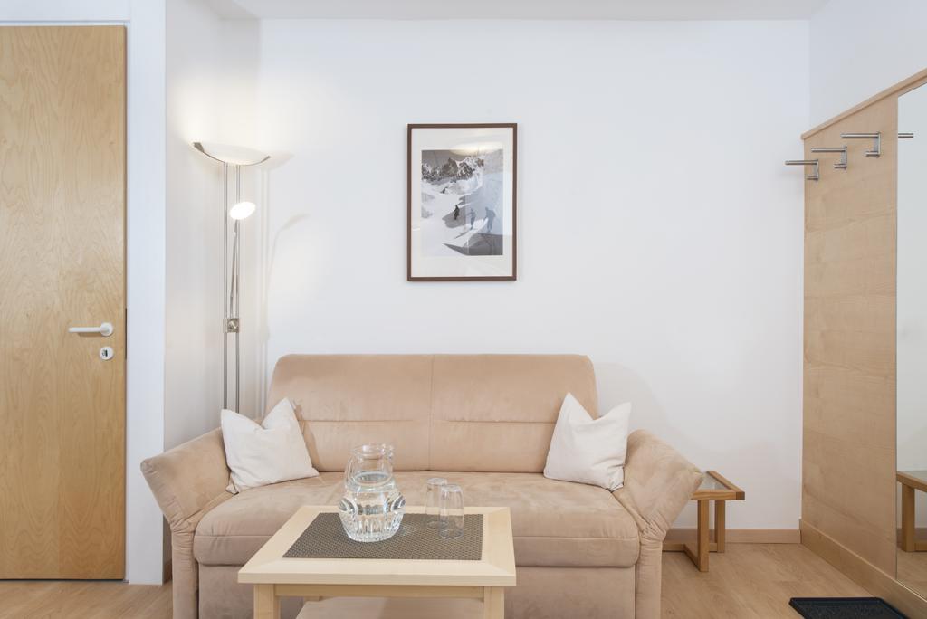 Apartment Paula Seefeld in Tirol Rom bilde
